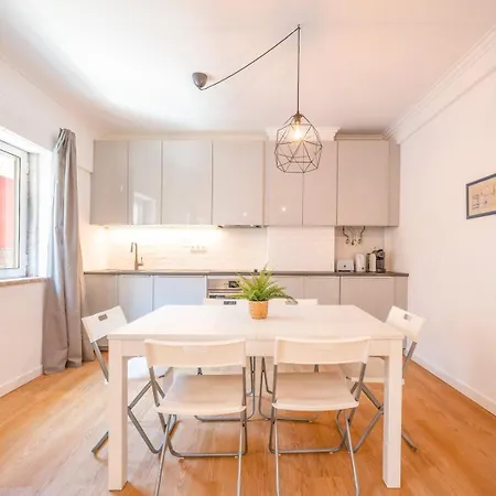 Guestready - Delightful Near The Center 아파트 *